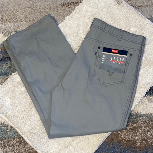 Levi's Other - NWT Levi’s Vintage 1980’s 42x30
